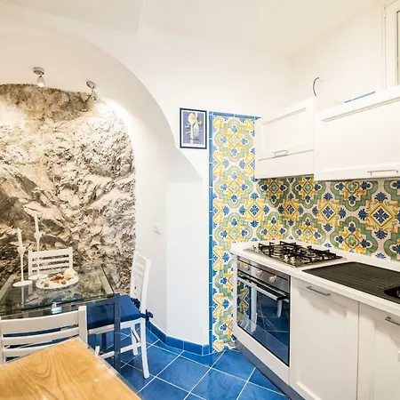Suite Picasso Amalfi Exterior photo